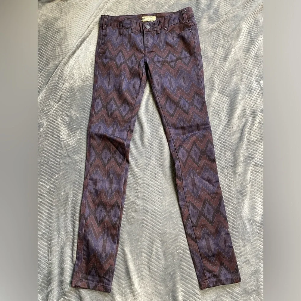 Free People Printed Ikat Aztec Skinny Jeans Deep Plum Combo‎ 26